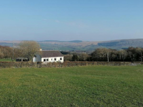 Rural Cosy Two Bedroom Cottage